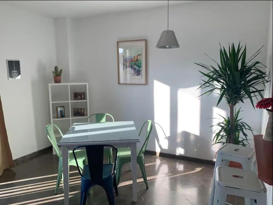 Cosy & Amazing Views! Close To Alhambra! Apartment *